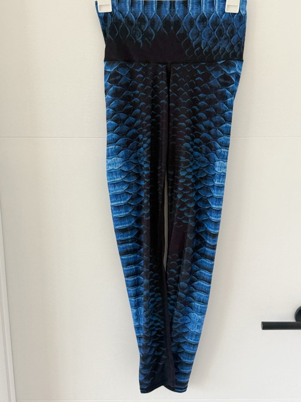 Niyama Sol Midnight Dragon Leggings Size: S
